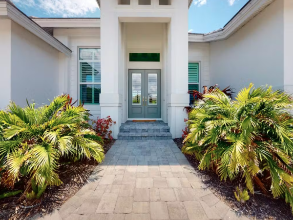 Luxury Island Retreat in Marco Island with Pool & SPA - Perfect Getaway
